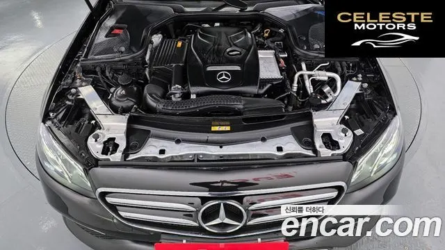 MERCEDES BENZ E-Classe W213 E250 Avantgarde 2020 — photo 6 sur 20
