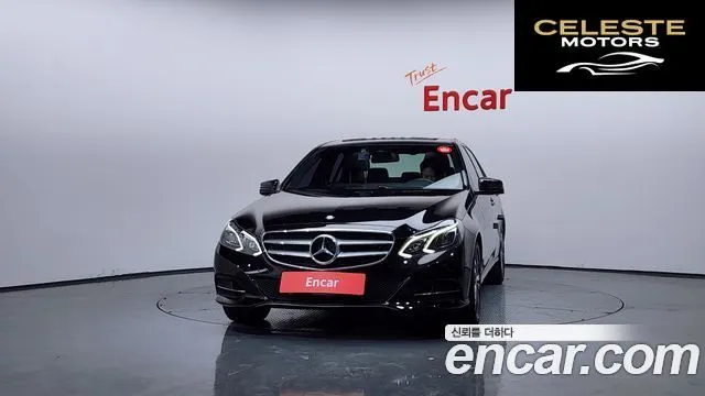 MERCEDES BENZ E-Classe W212 E200 Avantgarde 2015 — photo 3 sur 20