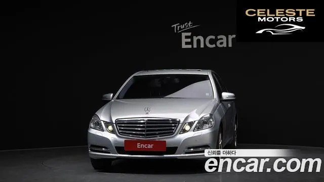 MERCEDES BENZ E-Classe W212 E200 CGI 2011 — photo 3 sur 20