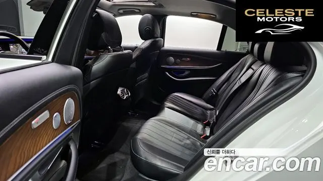 MERCEDES BENZ E-Classe W213 E300 Exclusive 2019 — photo 12 sur 20