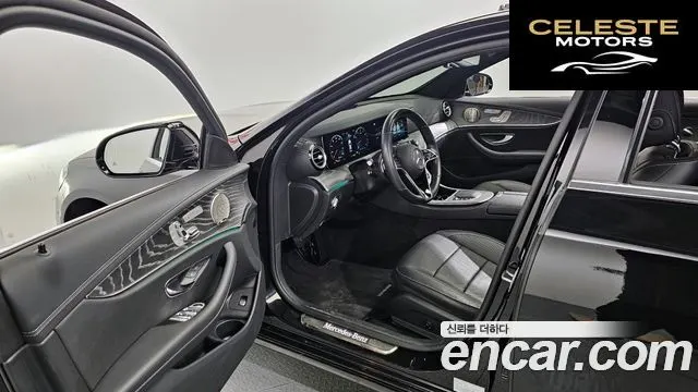 MERCEDES BENZ E-Classe W213 E350 4MATIC Avantgarde 2022 — photo 10 sur 20