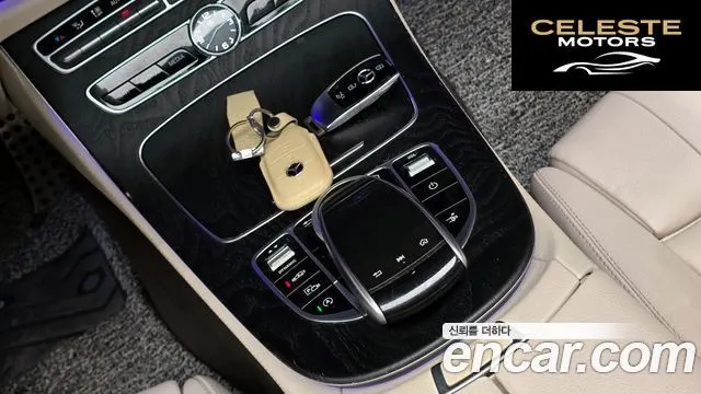 MERCEDES BENZ E-Classe W213 E220d Coupé 2019 — photo 19 sur 26