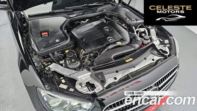 MERCEDES BENZ E-Classe W213 E350 4MATIC Avantgarde 2022 — photo 6 sur 20