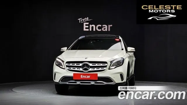 MERCEDES BENZ GLA-Classe X156 GLA220 Premium 2018 — photo 3 sur 26