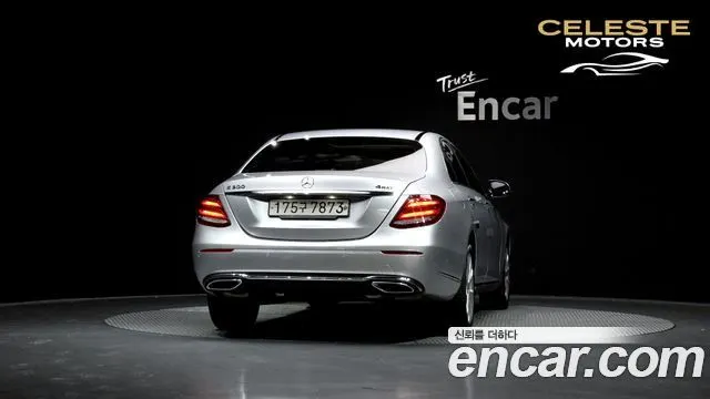 MERCEDES BENZ E-Classe W213 E300 4MATIC Exclusive 2020 — photo 4 sur 20