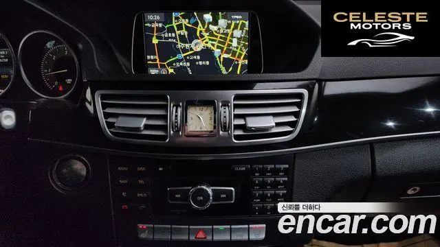 MERCEDES BENZ E-Classe W212 E250 4MATIC Avantgarde 2015 — photo 15 sur 20