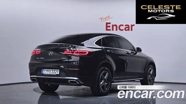 MERCEDES BENZ GLC-Classe X253 GLC300e 4MATIC Coupé 2021 — photo 2 sur 26