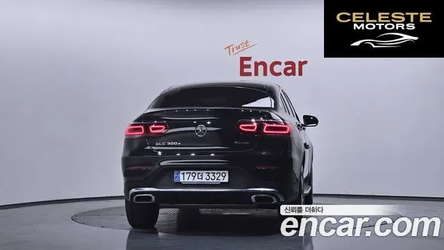 MERCEDES BENZ GLC-Classe X253 GLC300e 4MATIC Coupé 2021 — photo 4 sur 26