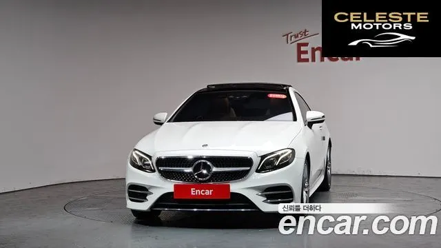 MERCEDES BENZ E-Classe W213 E220d Coupé 2017 — photo 2 sur 20
