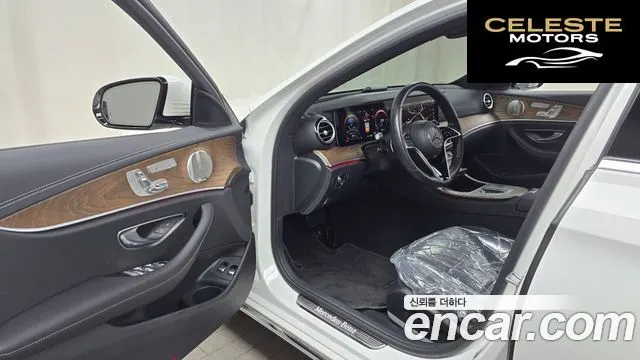 MERCEDES BENZ E-Classe W213 E300e 4MATIC Exclusive 2021 — photo 10 sur 20