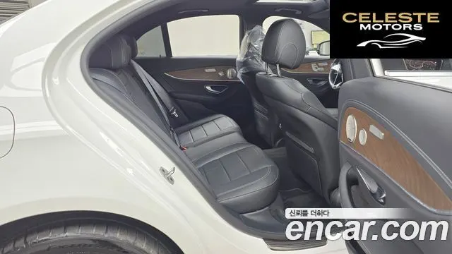 MERCEDES BENZ E-Classe W213 E300e 4MATIC Exclusive 2021 — photo 12 sur 20