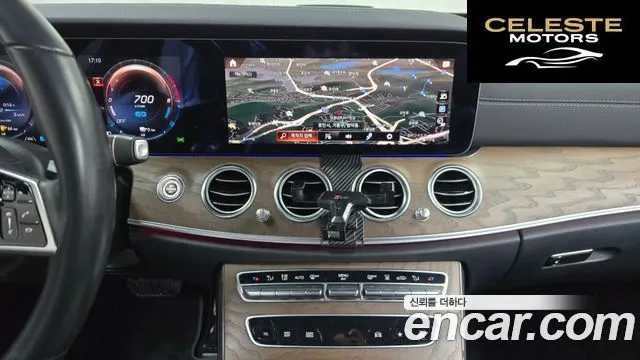 MERCEDES BENZ E-Classe W213 E300e 4MATIC Exclusive 2021 — photo 14 sur 20