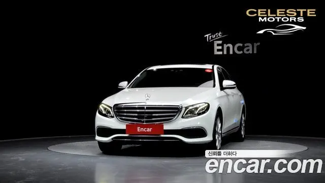 MERCEDES BENZ E-Classe W213 E300 4MATIC Exclusive 2020 — photo 3 sur 26