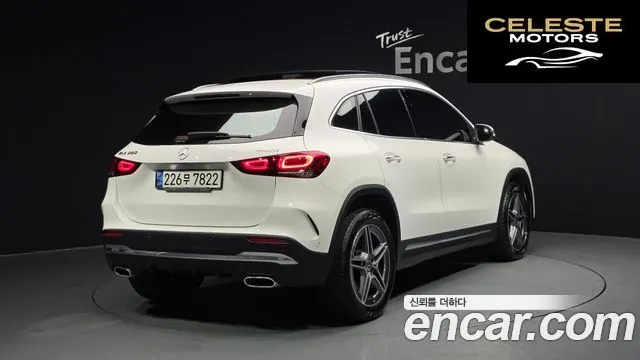 MERCEDES BENZ GLA-Classe H247 GLA250 4MATIC 2021 — photo 2 sur 20