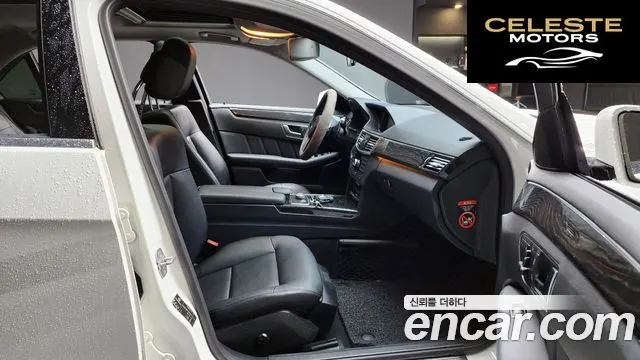 MERCEDES BENZ E-Classe W212 E220 CDI Avantgarde 2013 — photo 10 sur 20