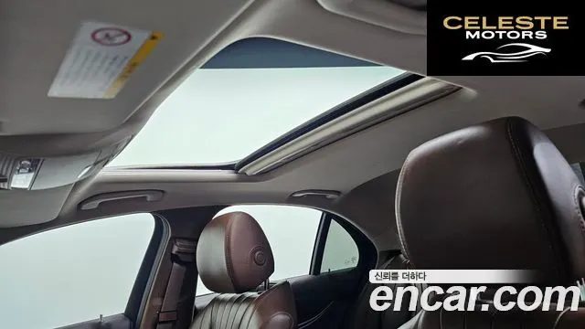 MERCEDES BENZ E-Classe W213 E220d 4MATIC Exclusive 2019 — photo 19 sur 20