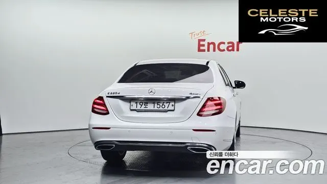 MERCEDES BENZ E-Classe W213 E220d 4MATIC Exclusive 2019 — photo 4 sur 20