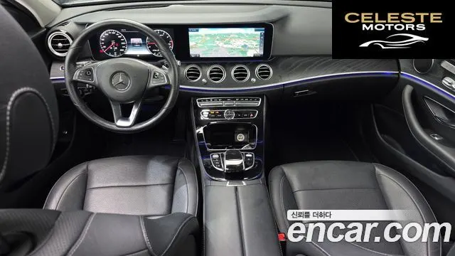 MERCEDES BENZ E-Classe W213 E300 Avantgarde 2017 — photo 7 sur 20