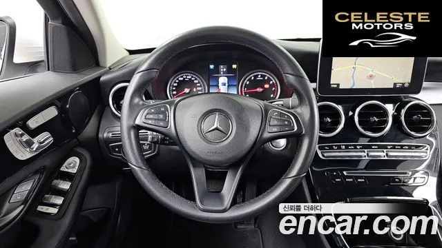 MERCEDES BENZ C-Classe W205 C200 2018 — photo 13 sur 26