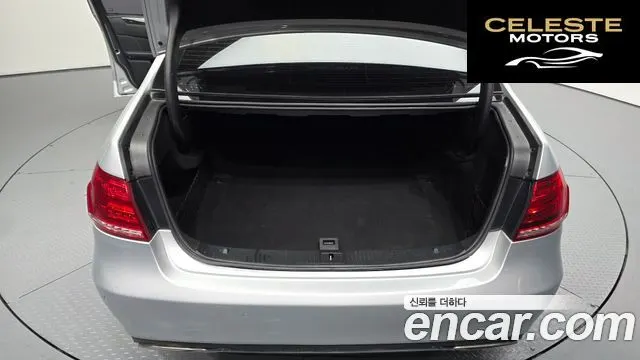 MERCEDES BENZ E-Classe W212 E220 CDI Avantgarde 2014 — photo 20 sur 20