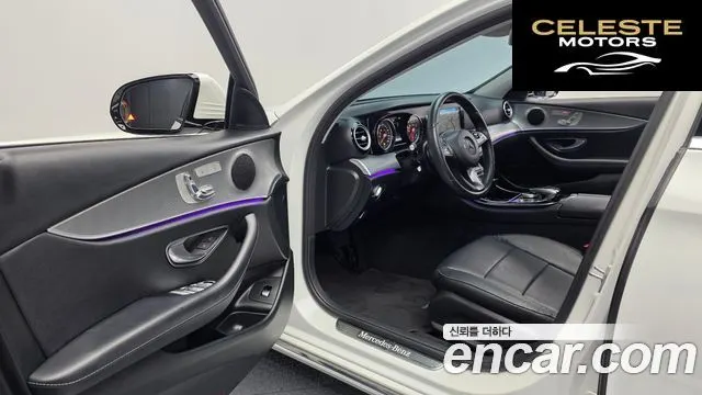 MERCEDES BENZ E-Classe W213 E200 Avantgarde 2018 — photo 10 sur 20