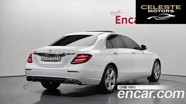 MERCEDES BENZ E-Classe W213 E200 Avantgarde 2018 — photo 2 sur 20