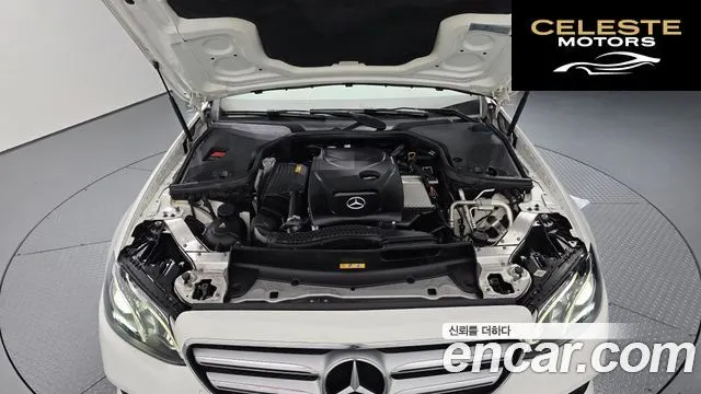 MERCEDES BENZ E-Classe W213 E200 Avantgarde 2018 — photo 6 sur 20