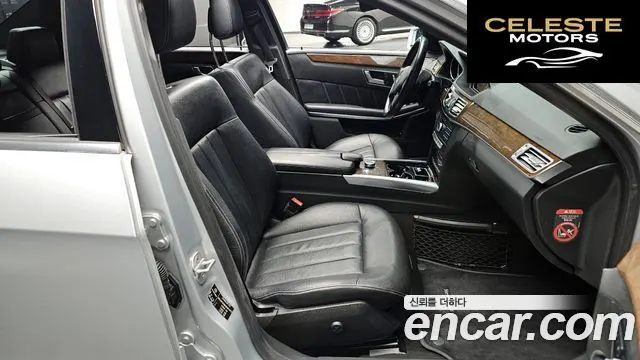 MERCEDES BENZ E-Classe W212 E300 2016 — photo 10 sur 26