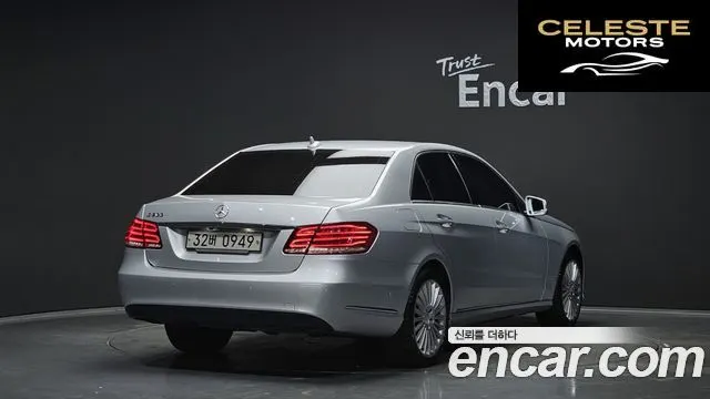 MERCEDES BENZ E-Classe W212 E300 2016 — photo 2 sur 26