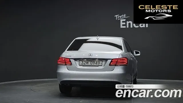 MERCEDES BENZ E-Classe W212 E300 2016 — photo 4 sur 26