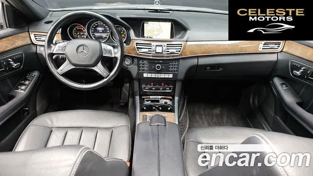 MERCEDES BENZ E-Classe W212 E300 2016 — photo 7 sur 26
