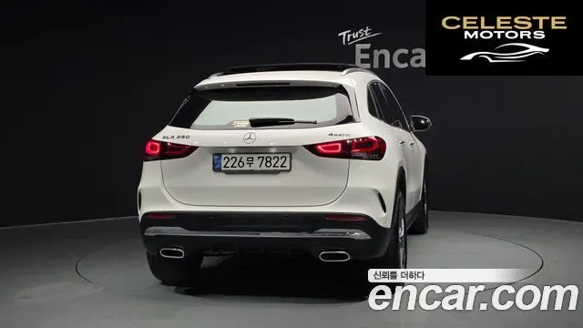 MERCEDES BENZ GLA-Classe H247 GLA250 4MATIC 2021 — photo 4 sur 20