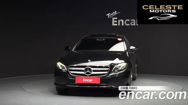MERCEDES BENZ E-Classe W213 E220d 4MATIC Avantgarde 2017 — photo 3 sur 20