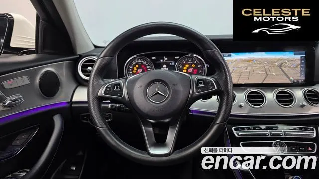 MERCEDES BENZ E-Classe W213 E200 Avantgarde 2018 — photo 13 sur 20