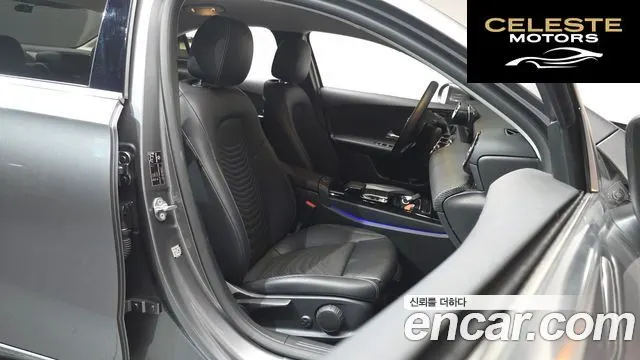 MERCEDES BENZ A-Classe W177 A220 Berline 2020 — photo 10 sur 20