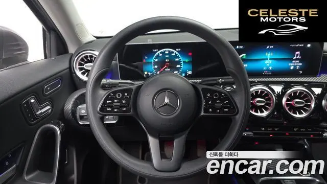 MERCEDES BENZ A-Classe W177 A220 Berline 2020 — photo 13 sur 20