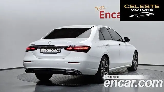 MERCEDES BENZ E-Classe W213 E250 Avantgarde 2022 — photo 2 sur 20