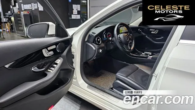 MERCEDES BENZ C-Classe W205 C200 2019 — photo 11 sur 20