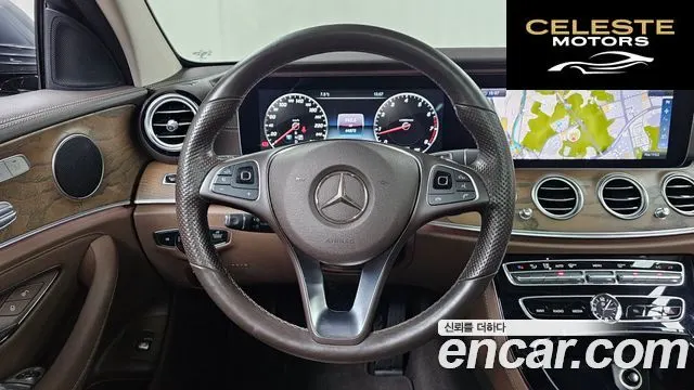 MERCEDES BENZ E-Classe W213 E300 Exclusive 2017 — photo 13 sur 20