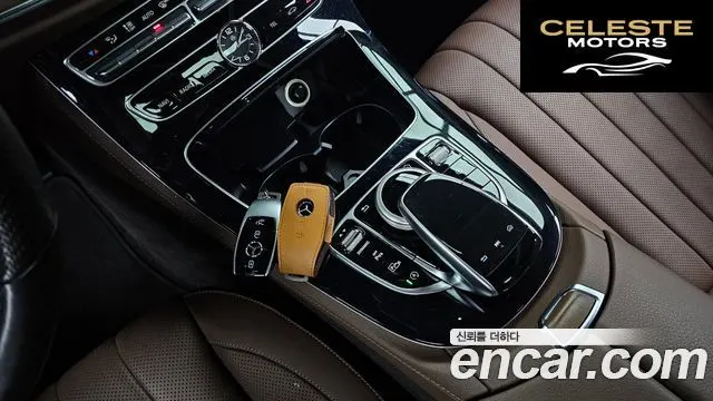 MERCEDES BENZ E-Classe W213 E300 Exclusive 2017 — photo 9 sur 20