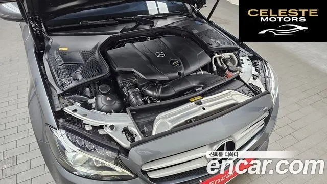 MERCEDES BENZ C-Classe W205 C220 d Avantgarde 2017 — photo 6 sur 26