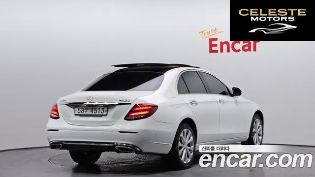 MERCEDES BENZ E-Classe W213 E300 4MATIC Exclusive 2017 — photo 2 sur 26