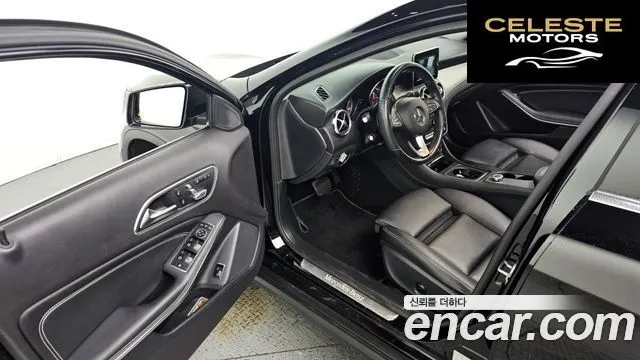 MERCEDES BENZ GLA-Classe X156 GLA220 Premium 2019 — photo 10 sur 20
