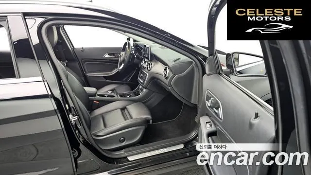 MERCEDES BENZ GLA-Classe X156 GLA220 Premium 2019 — photo 11 sur 20
