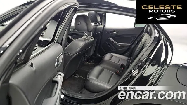 MERCEDES BENZ GLA-Classe X156 GLA220 Premium 2019 — photo 12 sur 20