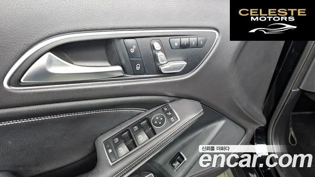 MERCEDES BENZ GLA-Classe X156 GLA220 Premium 2019 — photo 17 sur 20