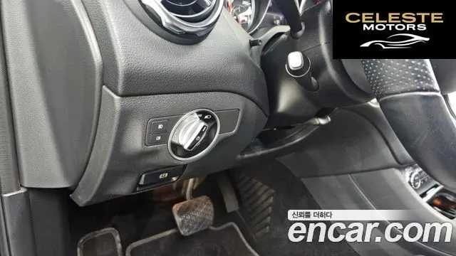 MERCEDES BENZ GLA-Classe X156 GLA220 Premium 2019 — photo 19 sur 20