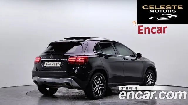 MERCEDES BENZ GLA-Classe X156 GLA220 Premium 2019 — photo 2 sur 20