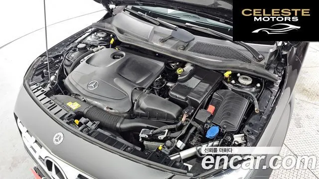 MERCEDES BENZ GLA-Classe X156 GLA220 Premium 2019 — photo 6 sur 20