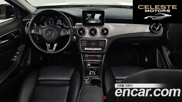 MERCEDES BENZ GLA-Classe X156 GLA220 Premium 2019 — photo 7 sur 20